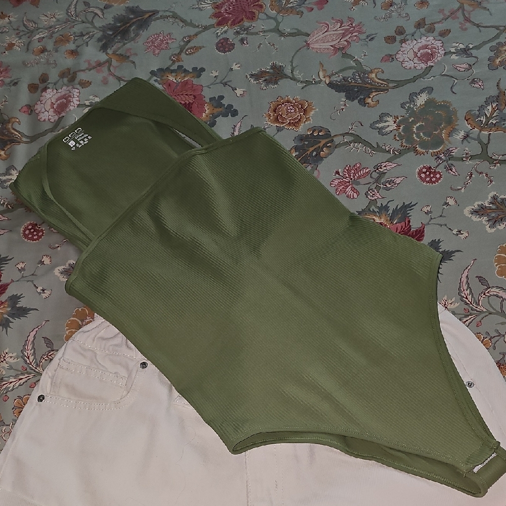 OQQ Olive Green Ribbed Bodysuit